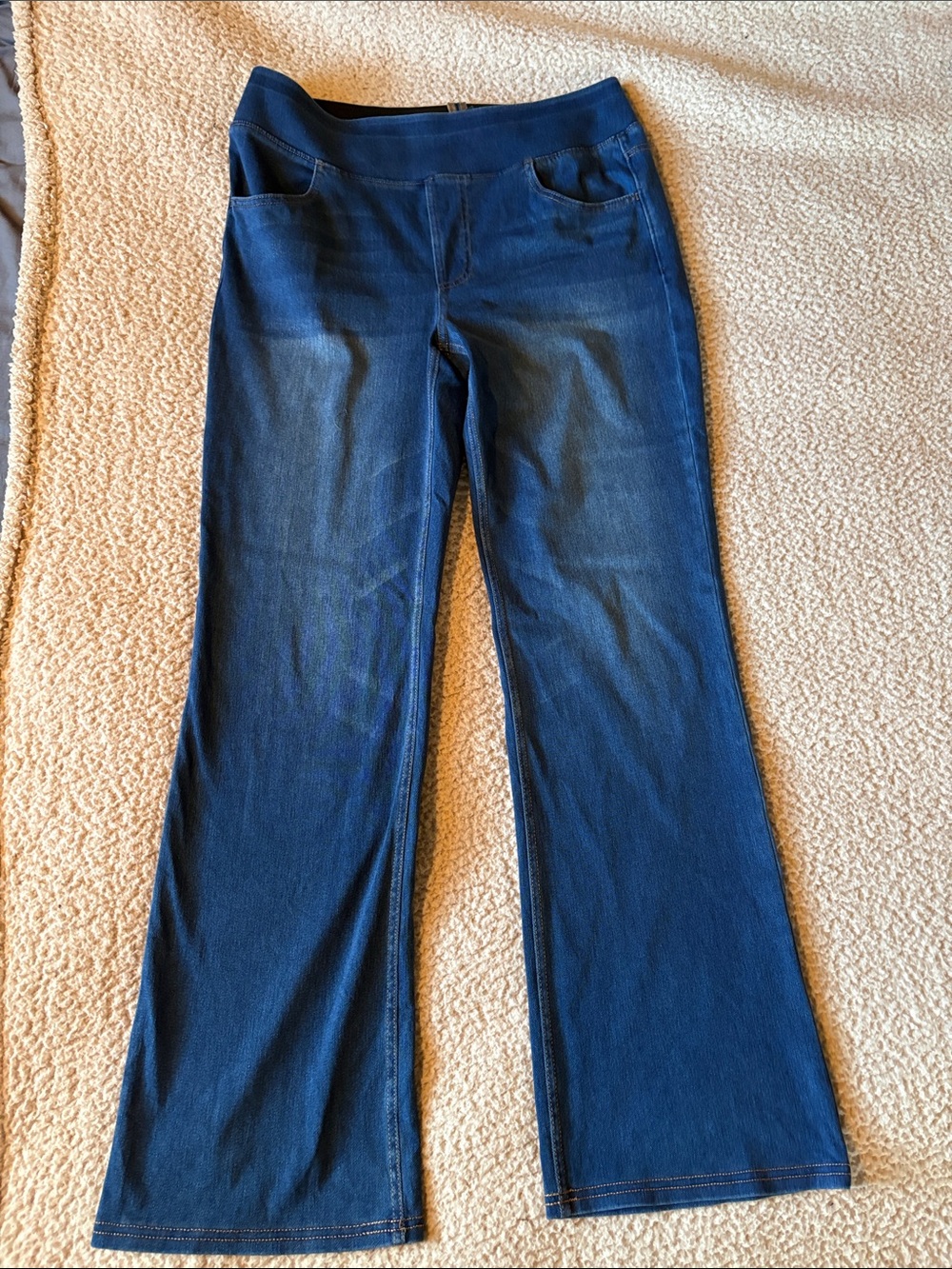 HALARA Navy Flare Wide-Leg Jeans